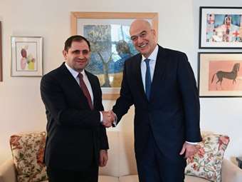 Συνάντηση Ν. Δένδια με τον Αρμένιο υπουργό Άμυνας