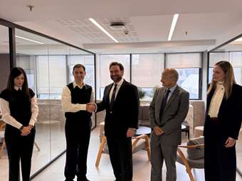 Ναυπηγεία Σαλαμίνας–ACT Infraport: MoU για νέο ναυπηγείο στο Γκουτζαράτ της Ινδίας με στόχο Νότια Ασία και Μέση Ανατολή