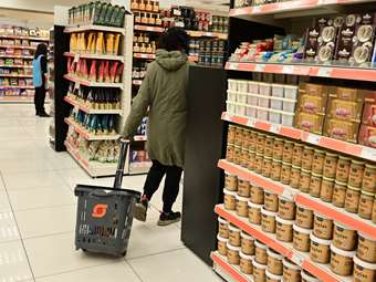 Έντονη άνοδος του πληθωρισμού στην Ελλάδα στο 2,9% τον Νοέμβριο - Στο 2,2% η ευρωζώνη