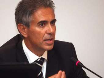 Δίκη Novartis: Ο πρώην επικεφαλής της εταιρείας K. Φρουζής κατέθεσε πως του πρότειναν να ψευδομαρτυρήσει για πολιτικά πρόσωπα