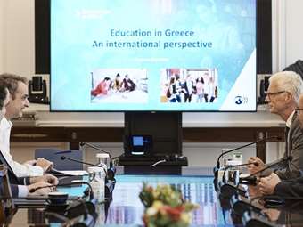 Συνάντηση Κ. Μητσοτάκη με τον επικεφαλής του προγραμματος PISA του ΟΟΣΑ - Τι συζητήθηκε