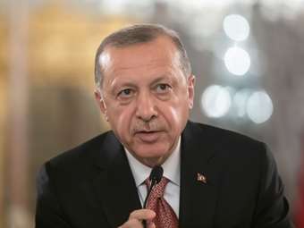 Το αδιέξοδο στο KAAN φούντωσε τα σενάρια διαδοχής Ερντογάν: Μπιλάλ, Μπαϊρακτάρ ή Φιντάν ο επόμενος σουλτάνος;