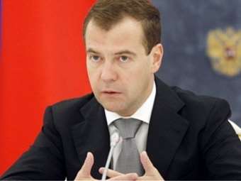 Μεντβέντεφ: "Δεν βλέπω κανένα νόημα στη διατήρηση διπλωματικών σχέσεων με την Πολωνία"