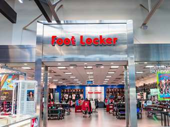 Η Foot Locker εξαγοράζεται έναντι 2,4 δισ. δολ. - "Εκτοξεύεται" 83% η μετοχή προσυνεδριακά