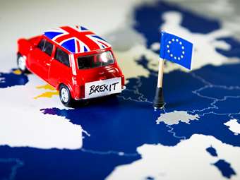 Τρία χρόνια μετά το Brexit, η βρετανική οικονομία πάει από το κακό στο χειρότερο