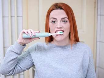 Tip of the Day: Κλείνετε τη βρύση όταν βουρτσίζετε τα δόντια σας