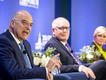 Ν. Δένδιας στο IDU: Να υποστηρίξουμε τη διεθνή τάξη - Οι αυταρχικές απειλές απαιτούν δύναμη και θάρρος