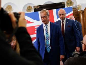 Βρετανία: Το Reform UK πήρε προβάδισμα από τους Συντηρητικούς