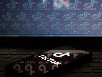 TikTok: Απαγόρευση της πρόσβασης μέσω υπηρεσιακών συσκευών σε περίπου 19 αμερικανικές πολιτείες