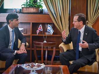 Σούνακ: Η Βρετανία είναι αλληλέγγυη προς το Ισραήλ - Σημαντική η παροχή βοήθειας στη Γάζα