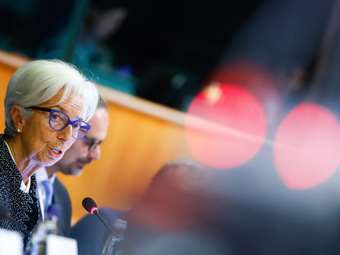 Reuters: Προς νέα αύξηση επιτοκίων κατά 0,25% οδεύει η ΕΚΤ