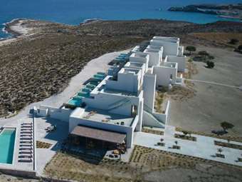 Τι λέει η V Tourism για την επέκταση του ξενοδοχείου Domes White Coast Milos στον Μύτακα Μήλου