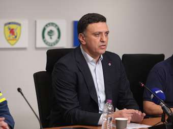 Β. Κικίλιας για πυρκαγιά στο Μαρκόπουλο: Άμεσα τράκτορας που ήταν σε περιπολία με ρίψη μόλις 20 μέτρα από το έδαφος έσβησε την κύρια εστία