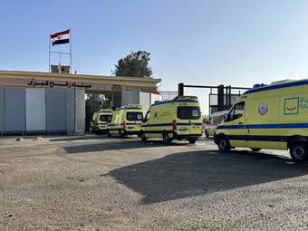 Η Αίγυπτος ενισχύει τις δυνάμεις της στα σύνορα, καθώς το Ισραήλ απωθεί Παλαιστίνιους νότια