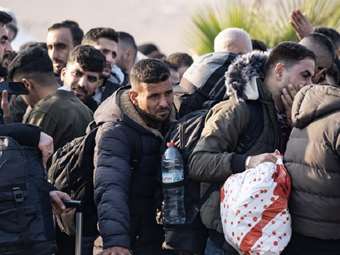 Σχεδόν 13.000 Σύροι έχουν φύγει προς τον Λίβανο για να γλυτώσουν από τις σφαγές