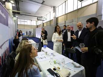 Πάνω από 4.000 πολίτες συνομίλησαν με στελέχη 100 επιχειρήσεων στην "Ημέρα Καριέρας Τουρισμού" της ΔΥΠΑ