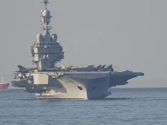 ΗΠΑ: Ο κατάπλους αεροπλανοφόρου στα ανοικτά της Λατινικής Αμερικής κλιμακώνει την ένταση με τη Βενεζουέλα