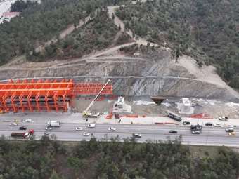 Κ. Γκιουλέκας: Έχουν φτάσει τα περισσότερα τμήματα του δεύτερου καλουπιού στο Flyover