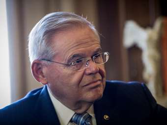 ΗΠΑ: Ψηφοφορία στη Γερουσία για την αποπομπή του Μπομπ Μενέντεζ ζητά ο κυβερνήτης του Νιου Τζέρσεϊ