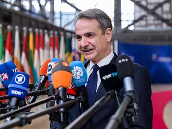 Νέα μηνύματα Μητσοτάκη στους αγρότες από τις Βρυξέλλες: "Ναι στο διάλογο, όχι στην ταλαιπωρία της κοινωνίας"