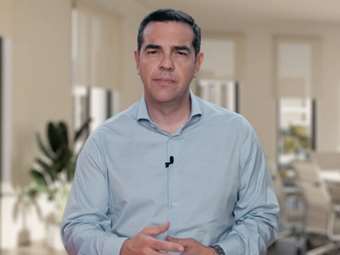 Συλλυπητήρια Αλ. Τσίπρα στον Αλέξη Χαρίτση για την απώλεια του πατέρα του