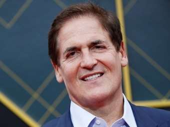 NBA: "Πράσινο φως" στην πώληση του πλειοψηφικού πακέτου των Μάβερικς από τον Κιούμπαν