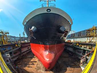 Νέος κύκλος για την ελληνική ναυπηγική βιομηχανία – Το μήνυμα από το συνέδριο του "Κόμβου"