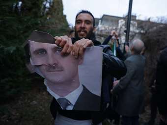 Αποκάλυψη Reuters: Το καθεστώς Άσαντ μετέφερε μυστικά μαζικό τάφο σε κρυφή τοποθεσία για να καλύψει τις δολοφονίες χιλιάδων Σύρων