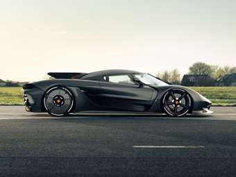 To hypercar που κάηκε στην Αττική Οδό λέγεται Koenigsegg Jesko-είναι πανάκριβο και σπάνιο