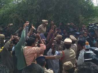 Ινδία: Η αστυνομία συνέλαβε τρεις άνδρες που κατηγορούνται ότι βίασαν τουρίστρια