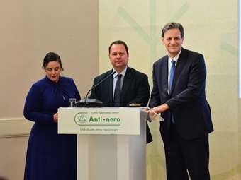 ΥΠΕΝ: Περισσότερα από 750 εκατ. ευρώ για δράσεις προστασίας των δασών