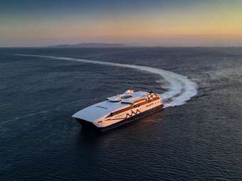 Ταξίδι με τη SEAJETS: Οι διακοπές στο Αιγαίο ξεκινούν από τη Ραφήνα