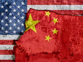 ΗΠΑ: Αύξηση των τελωνειακών δασμών σε κινεζικά προϊόντα "στρατηγικής σημασίας"