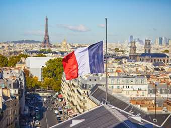 Η Γαλλία "καταδικάζει" τα πυρά εναντίον εγκατάστασης του ΟΗΕ