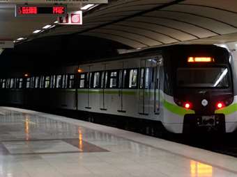 Ξεκινά απόψε πιλοτικά η 24ωρη λειτουργία Μετρό, τραμ και λεωφορείων - Ποιες γραμμές αφορά