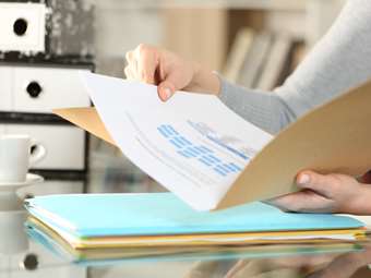 Ενεργοποιείται εντός του μήνα το ψηφιακό πελατολόγιο - Ποιους αφορά