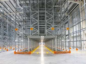 Ο όμιλος VOYATZOGLOU ολοκλήρωσε το μεγαλύτερο Κέντρο  Διανομής &amp; Αποθήκευσης στην Ελλάδα για λογαριασμό της ΣΚΛΑΒΕΝΙΤΗΣ