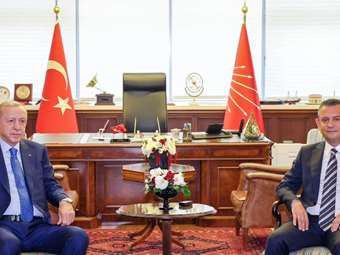 Τουρκία: Στα άκρα η κόντρα Ερντογάν - Οζέλ