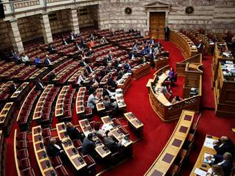 Κοινό αίτημα ΣΥΡΙΖΑ-ΠΣ, ΠΑΣΟΚ και ΝΕΑΡ για έκτακτη σύγκληση της Επιτροπής Θεσμών και Διαφάνειας για την υπόθεση των υποκλοπών