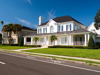 ΗΠΑ: Πάτησαν "φρένο" οι τιμές κατοικιών τον Μάρτιο