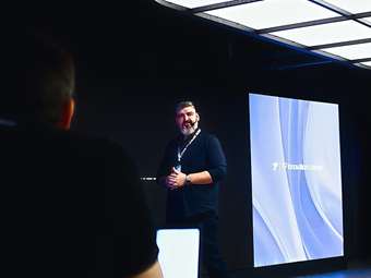 Innovation Lounge: Εκεί όπου η τεχνητή και η συναισθηματική νοημοσύνη συναντούν την ανθρώπινη εμπειρία