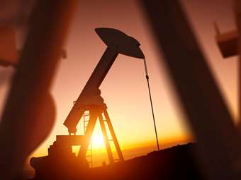 Απώλειες για το πετρέλαιο καθώς οι ανησυχίες για τον πληθωρισμό επισκίασαν τους γεωπολιτικούς κινδύνους