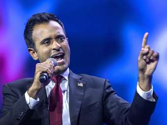 Ο "επικίνδυνος" σύμμαχος του Μασκ στο υπουργείο - Ο ζάπλουτος που θέλει να κλείσει το FBI και να "κόψει" το Tik Tok