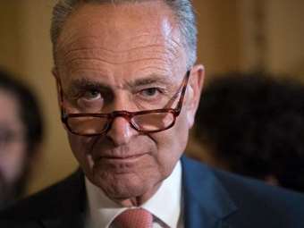 ΗΠΑ: Ο Σούμερ ζητεί ενημέρωση στη Γερουσία για την κατάσταση στη σύρραξη Ιράν-Ισραήλ