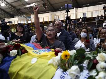 Ισημερινός - Προεδρικές εκλογές: Το κόμμα του δολοφονηθέντος υποψηφίου Βιγιαβισένσιο επέλεξε δημοσιογράφο ως αντικαταστάτη του