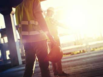 Eurostat: Αυξημένο κατά 24% το καθαρό εισόδημα των Ελλήνων από το 2019