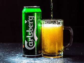 Τίτλοι τέλους για την Carlsberg στη Ρωσία - Η Μόσχα ενέκρινε την εξαγορά των περιουσιακών της στοιχείων