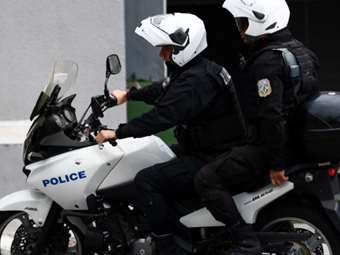 Συνελήφθησαν 2 άτομα στις πυρόπληκτες περιοχές της Αττικής - Είχαν στην κατοχή τους διαρρηκτικά εργαλεία