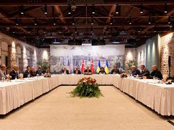 LIVE Κωνσταντινούπολη: Εδάφη που δεν έχει καν καταλάβει απαιτεί η Ρωσία από την Ουκρανία - "Απαράδεκτες θέσεις", λένε οι Ευρωπαίοι