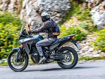Με ποια δώρα συνοδεύεται η αγορά της Honda XL750 Transalp